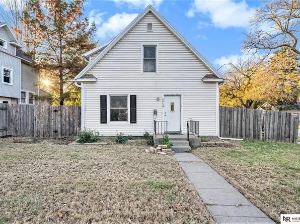 2959 N 53rd St, Lincoln, NE 68504