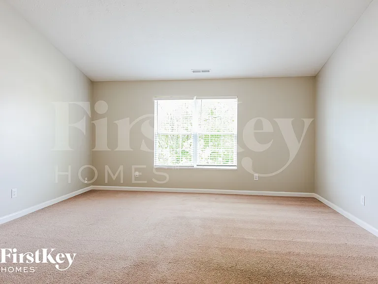 7025 Village Oaks Dr — Photo 11