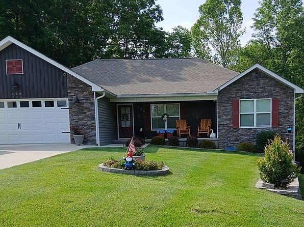 126 Russell Ln