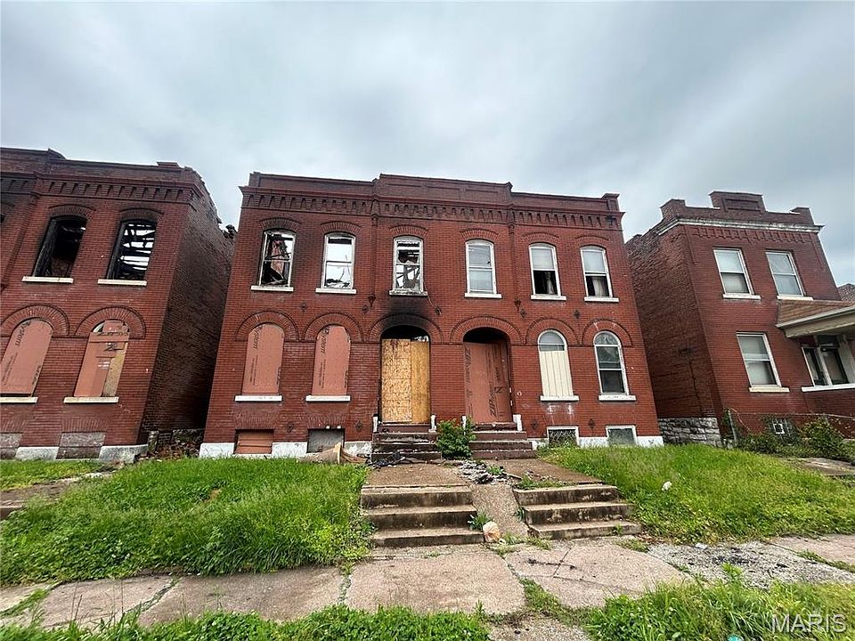 1st image of 4044 Labadie Ave
