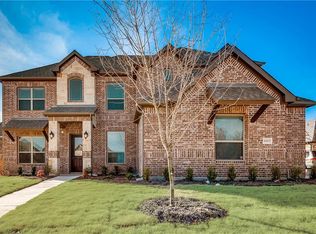 6905 Chisholm Trl, North Richland Hills, TX 76182