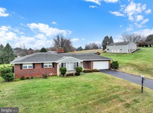 134 Bluestone Rd, York, PA 17406