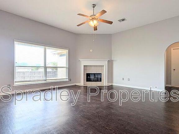 2nd image of 1124 Westbury