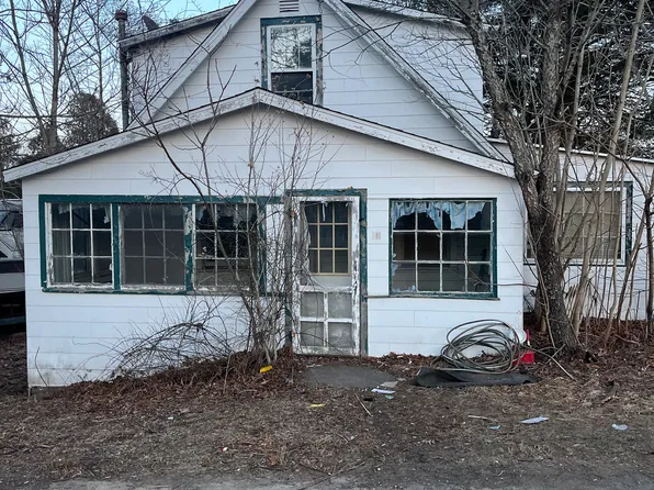 40 Beach Road, Clinton, CT 06413