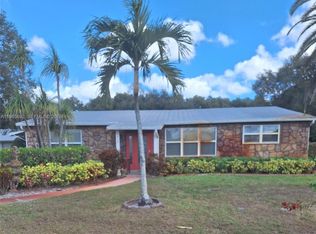 5525 SE Ault Ave, Stuart, FL 34997