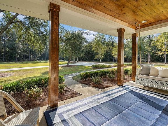 4th image of 45240 N Coburn Rd