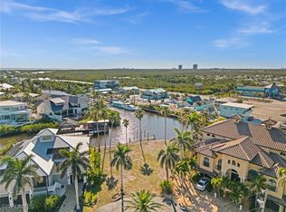 17890 Grey Heron Ct, Fort Myers Beach, FL 33931