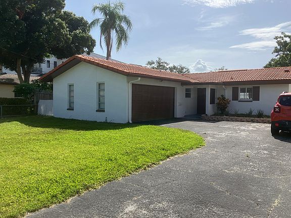 4th image of 6421 Bayou Grande Blvd NE