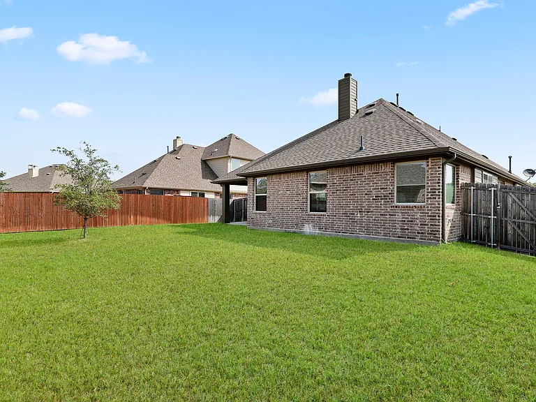 4914 Camp Verde Cir — Photo 35