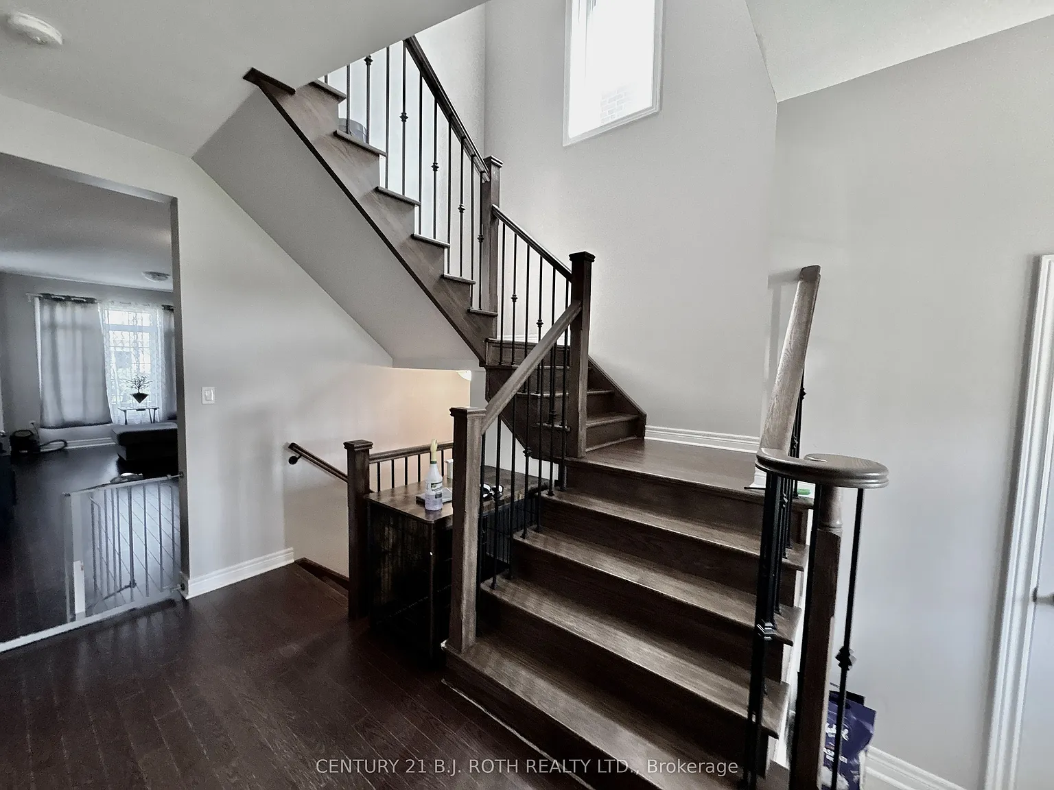 3 bed, $2,850 — Photo 3