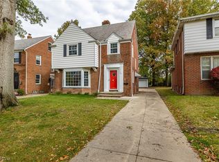 3919 Faversham Rd, University Heights, OH 44118