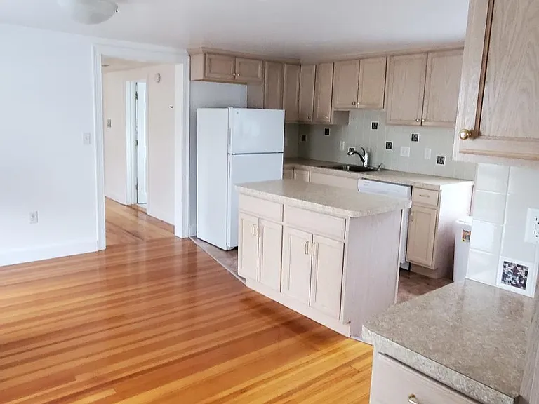 62 Elm St #1 — Photo 1
