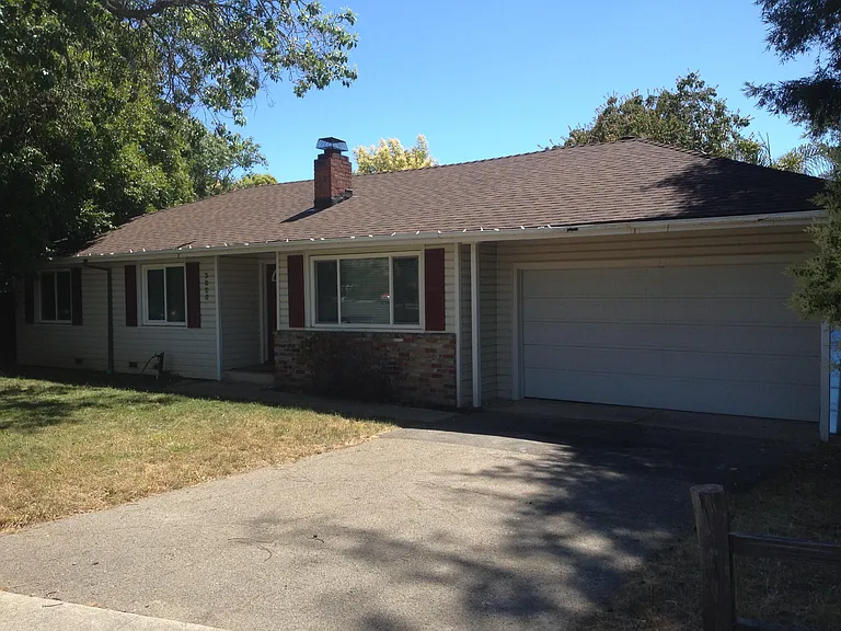 3000 Montebello Ct — Photo 1