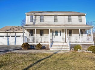 10 Dawns Ter, Somerset, MA 02726