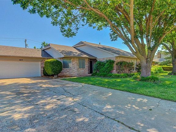 3rd image of 1613 Northcrest Dr