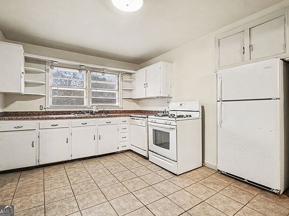 5th image of 4568 Austell Powder Springs Rd