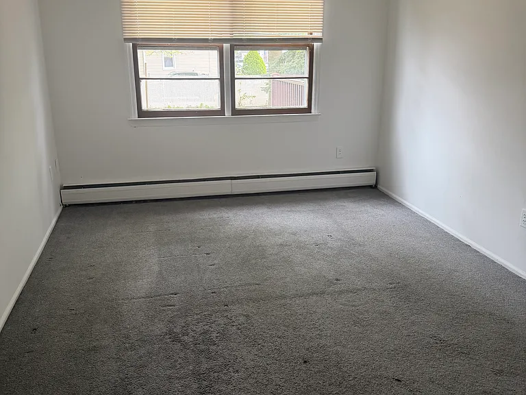 516-518 Jersey Ave #1 — Photo 10