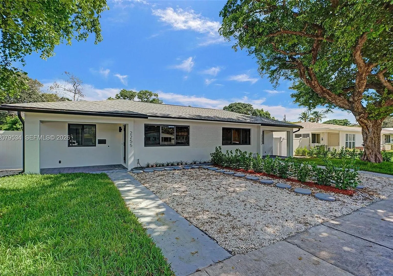 2255 NE 173rd Street 0, North Miami Beach, FL 33160 - 2924 — Photo 3