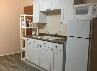 161 Shore Rd #1B, Glen Cove, NY 11542