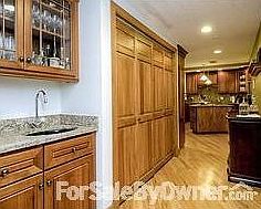 Wet bar and Pantry