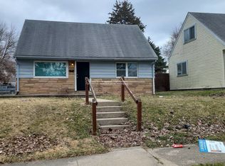 2004 S Walnut St, South Bend, IN 46613