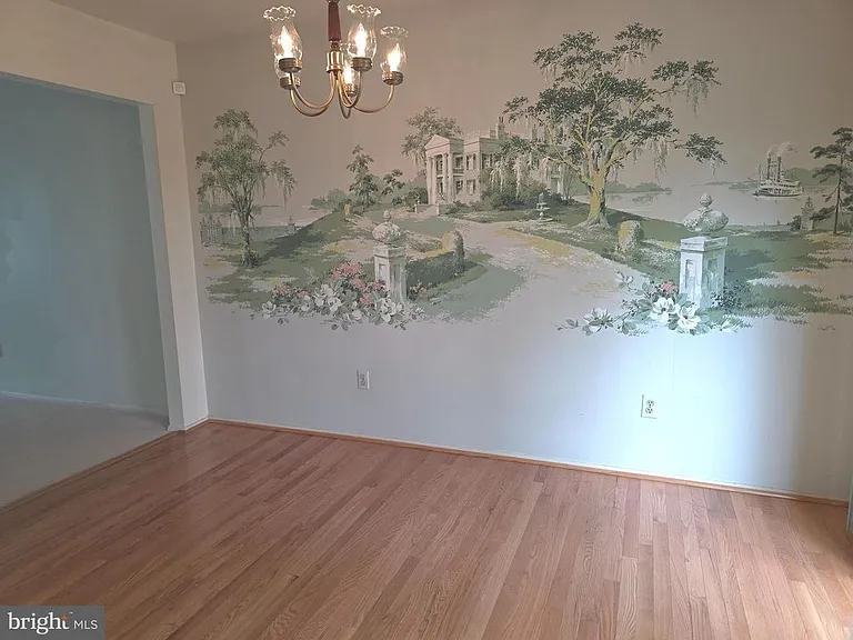 3301 Heidi Ln — Photo 4