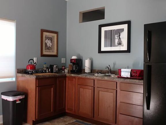 4th image of 1639 S Meridian St APT 19K