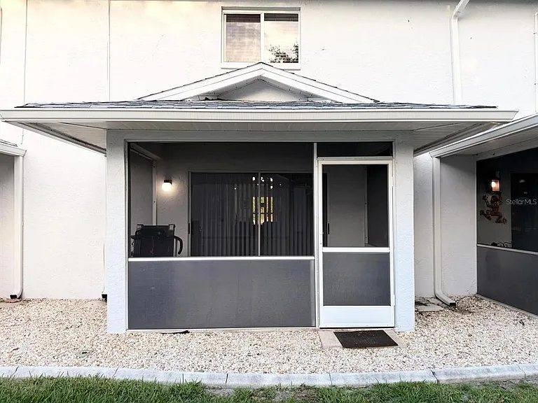 5027 SW 16th Pl #102 — Photo 30