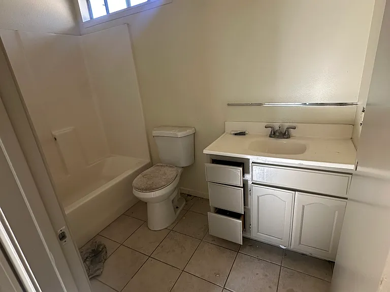 2nd floor bathrm