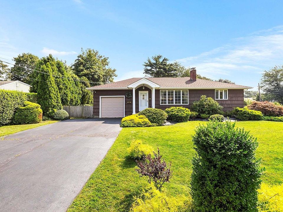 1st image of 18 Maple Drive