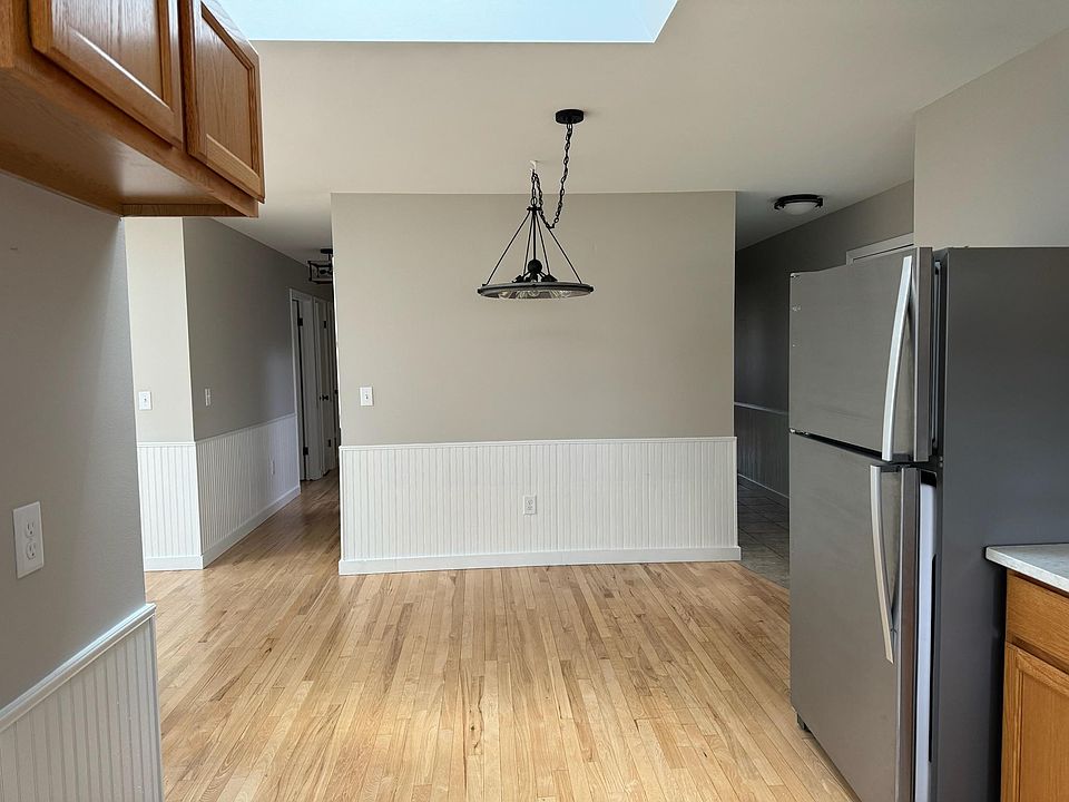 1st image of 11911 W Rainbow Ave