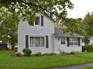 450 Augusta St, Elmore, OH 43416