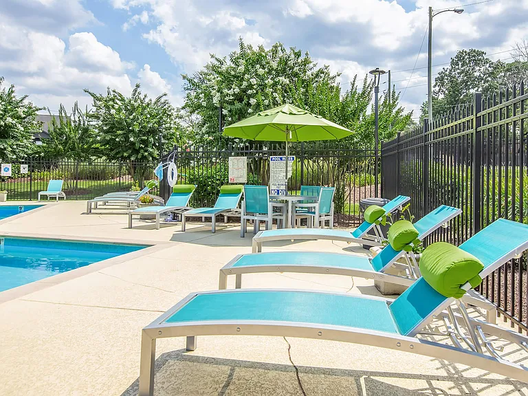 Chase Cove Apartments — Photo 5