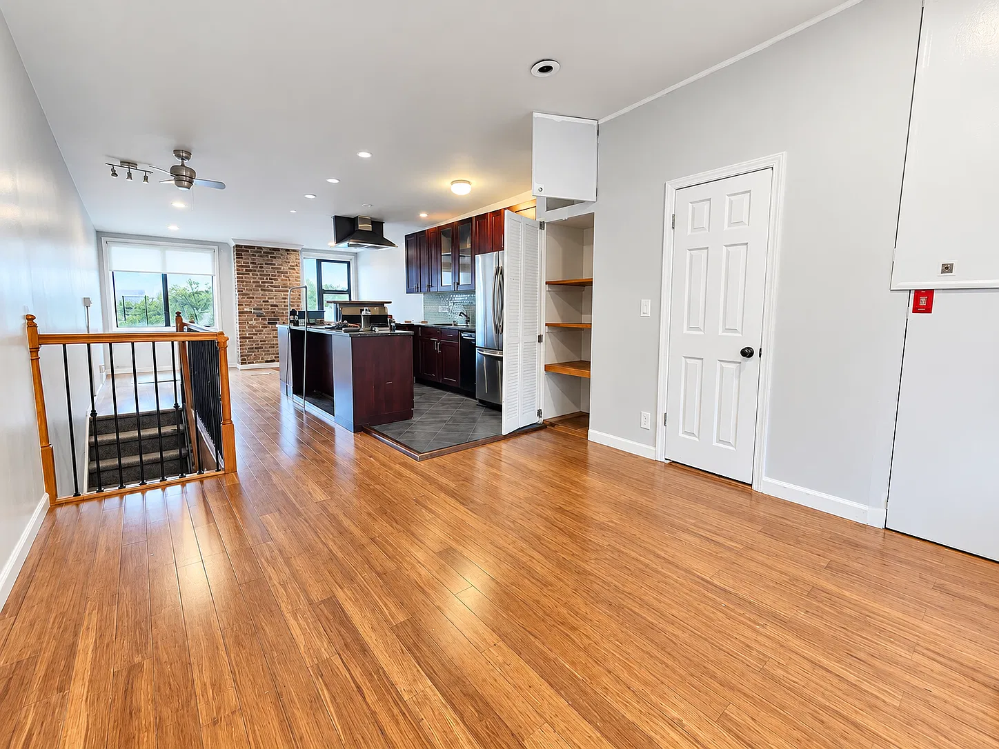 608 Vanderbilt Street — Photo 1