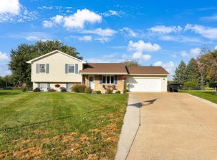 3124 Cutter Ct, Oshkosh, WI 54904