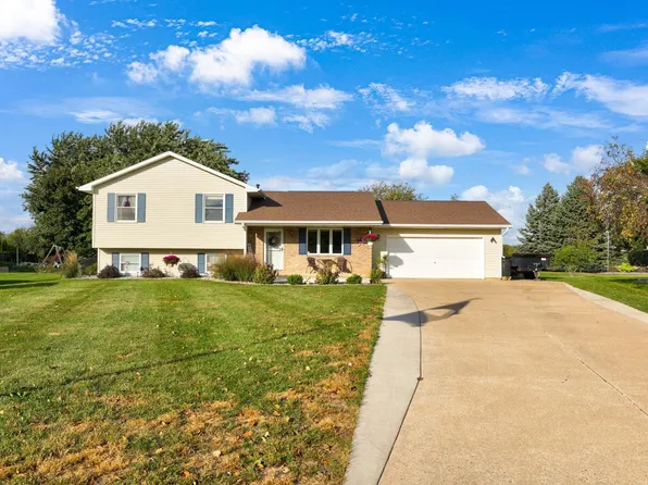3124 Cutter Ct, Oshkosh, WI 54904
