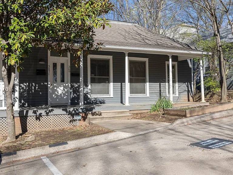 349 N Rollston Ave — Photo 3