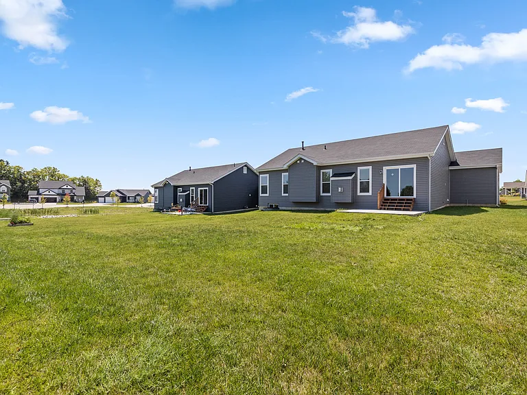 297 Osprey Ct — Photo 4