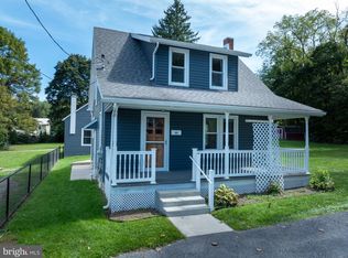 211 Pin Oak St, Pleasant Gap, PA 16823