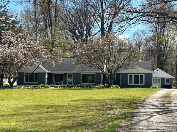 43631 Bemis Rd, Sumpter Township, MI 48111