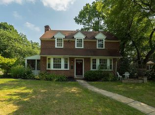 400 E Country Club Ln, Wallingford, PA 19086