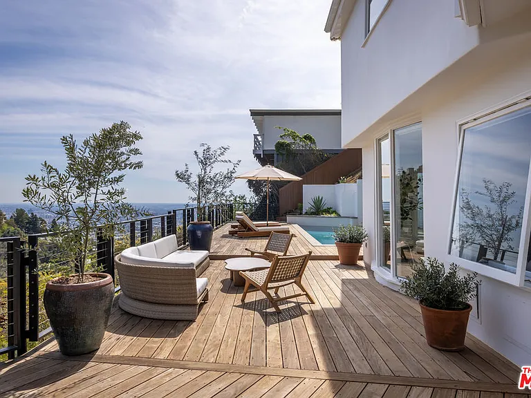 1568 Viewsite Dr — Photo 33
