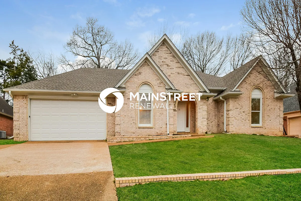 Front View - 4927 Bradfield Run