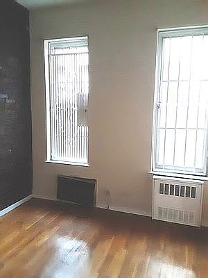 3rd image of 331 E 33rd St APT 4B