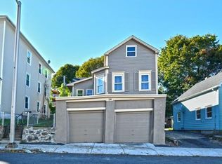 34 Barclay St, Worcester, MA 01604