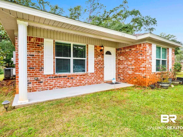 1013 E 23rd Ave, Gulf Shores, AL 36542