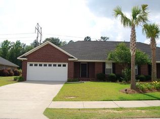 3640 Beacon Dr, Sumter, SC 29154