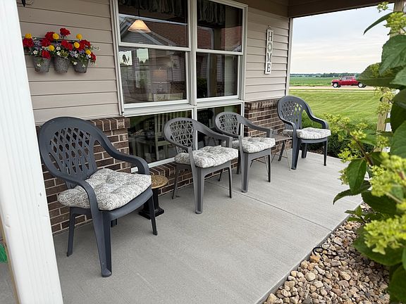 3rd image of 2503 Katey Ct #B