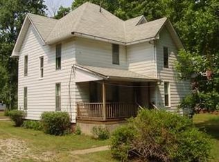 155 Marshall St, Conneaut, OH 44030