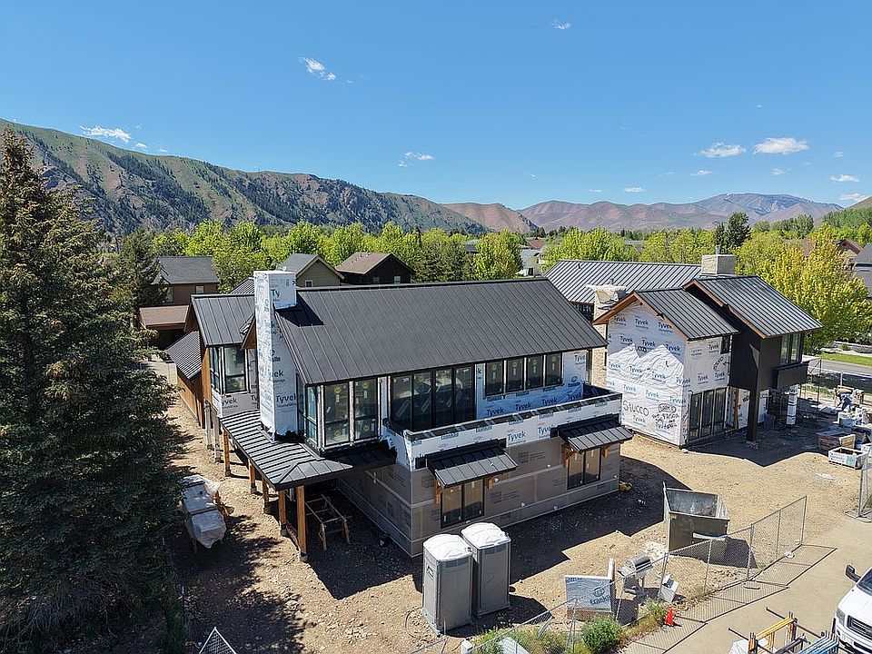 1st image of 311 San Badger Dr